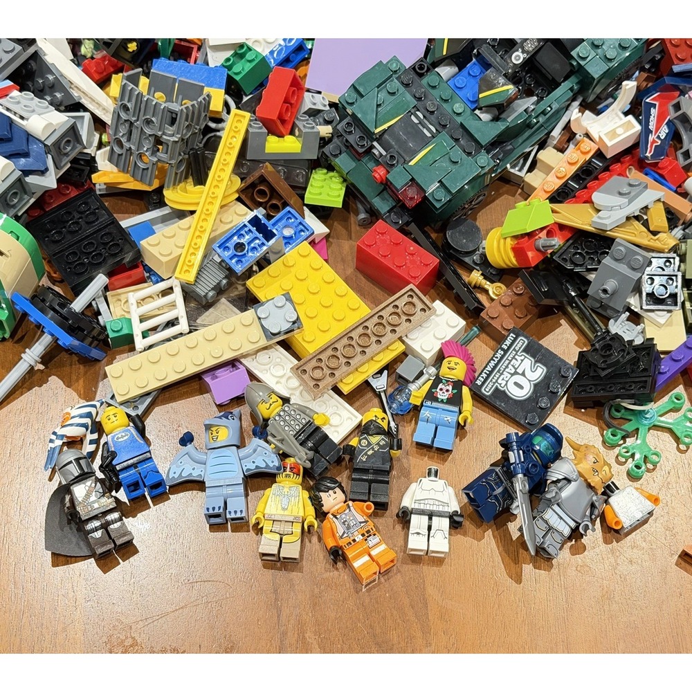 LEGO Bulk Lot 9.4 Lbs Minifigures Star Wars Mandalorian Ahsoka Ninjago